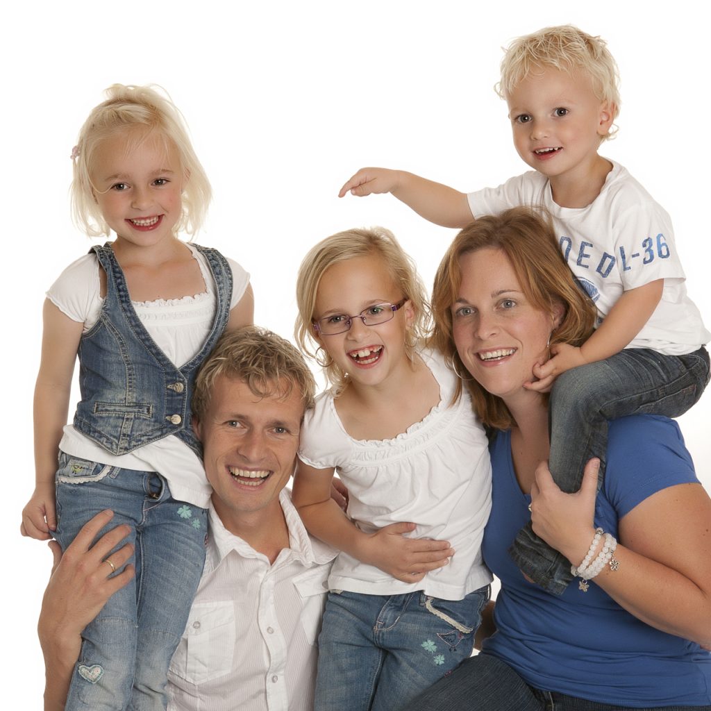 familie portret foto door danielle van der spek fotografie