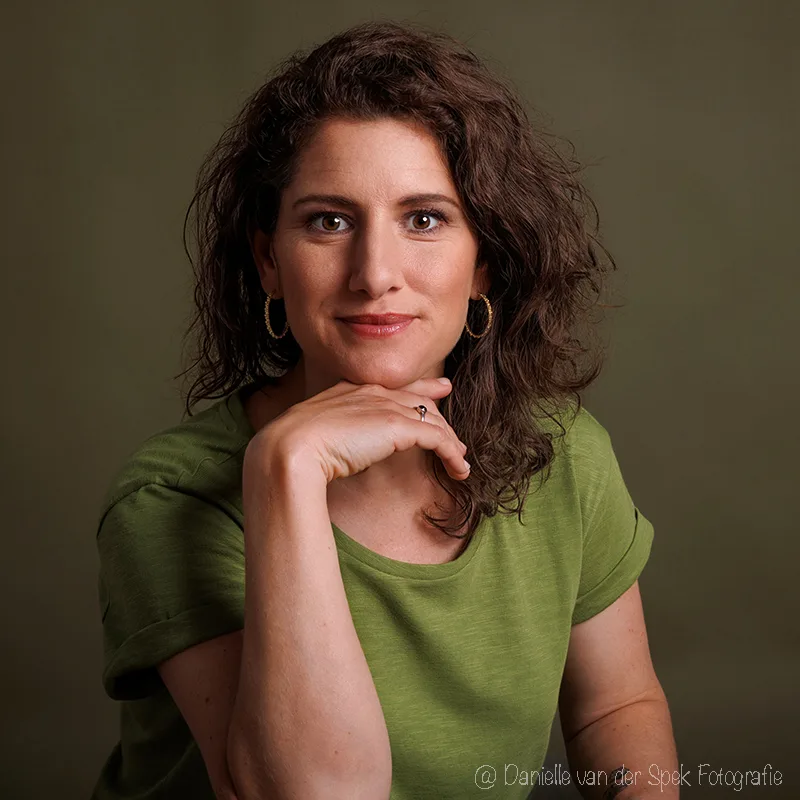 zakelijke portretfoto laten maken door Danielle van der Spek 